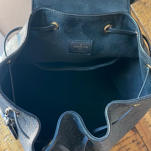 Louis Vuitton Montsouris Backpack in Monogram Empreinte Leather in Black - Picture 3 of 5